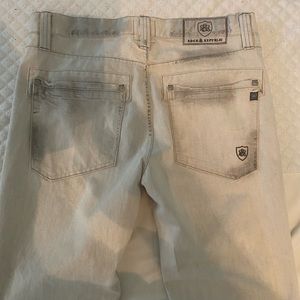 Rock & Republic stone color jeans. 34x32. Never worn.